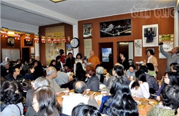 Phật tử Việt Nam tại Pháp hướng về quê hương